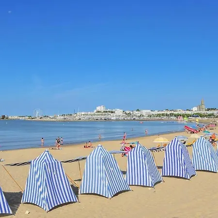 Joli à 3 Min De La - Rénové En Avril 2025 Apartamento