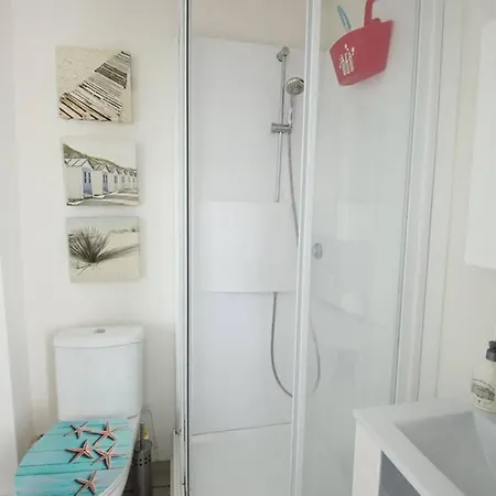 Joli A 3 Min De La - Renove En Avril 2025 Apartment *